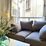 Apartment New Cathedral Deluxe Sinesedesignhomes
