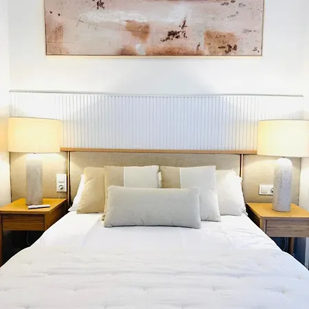 New Cathedral Deluxe Sinesedesignhomes Apartment